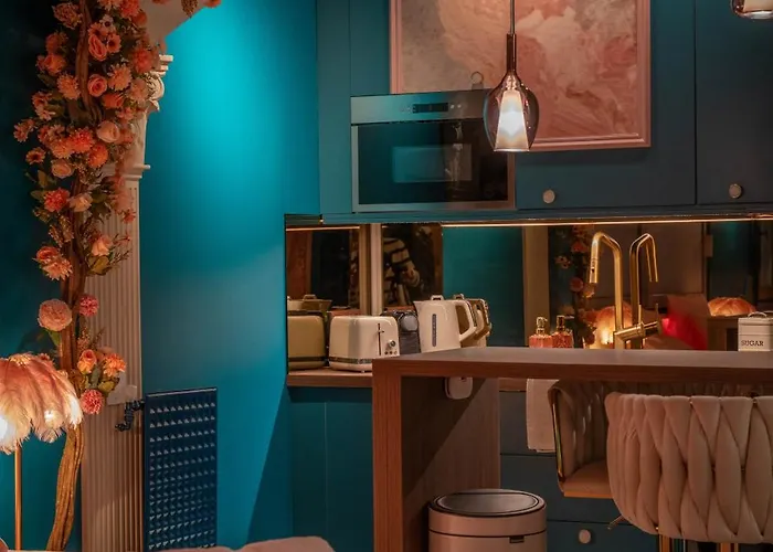 Le Boudoir De Camilia